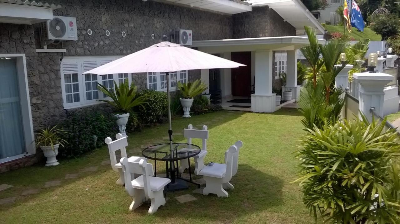 Anna Shanthi Villa Kandy Exterior foto